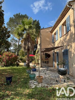  Maison à vendre 6 pièces 205 m²