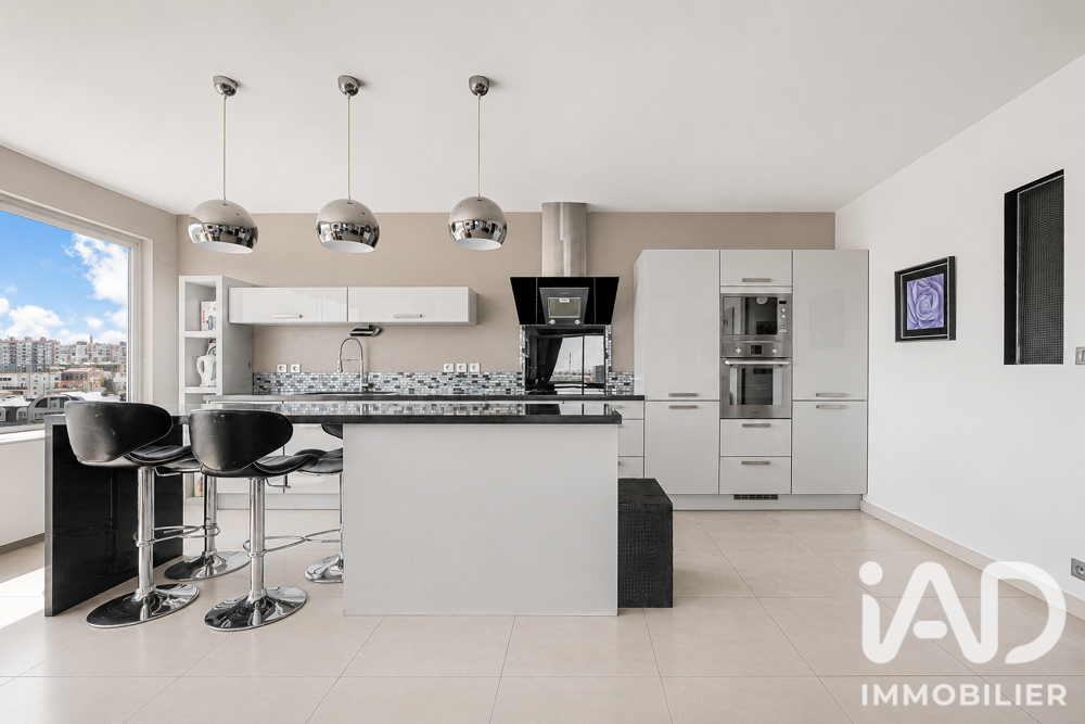vente Appartement - 4 pièce(s) - 90 m² Puteaux (92800)