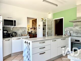  Maison à vendre 8 pièces 227 m²