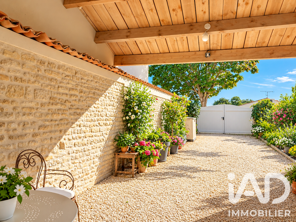 Vente Maison Vente Maison traditionnelle 4 pièces Ferrières
