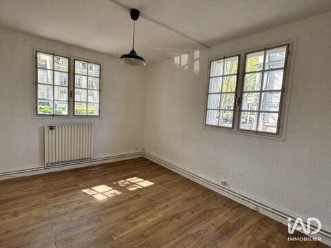   Location Bureaux 65 m&sup2; 