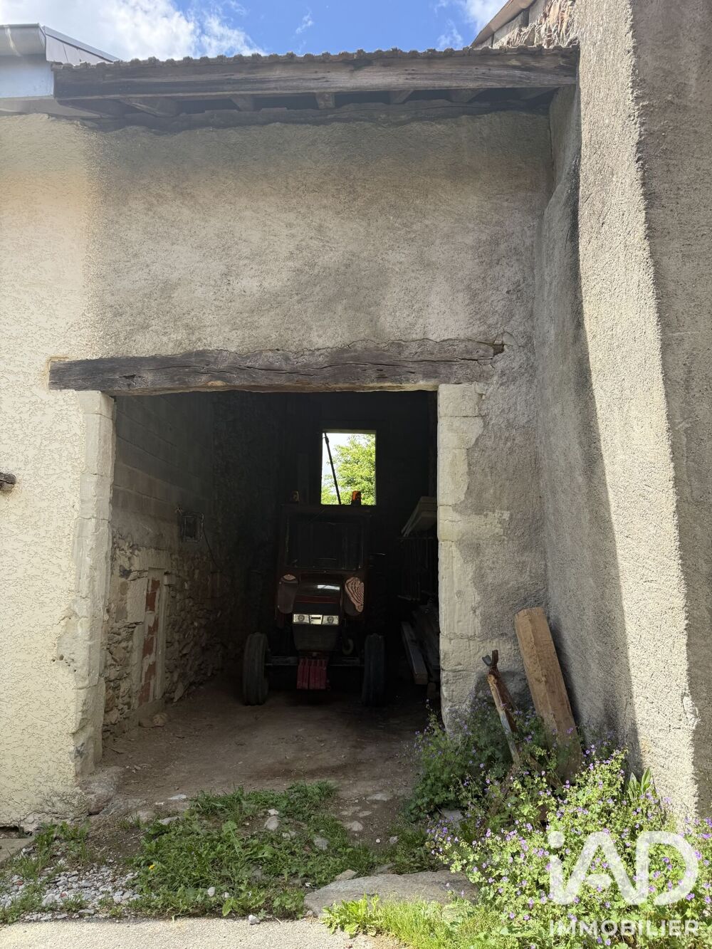 Vente Maison Vente Grange 10 pièces Viry