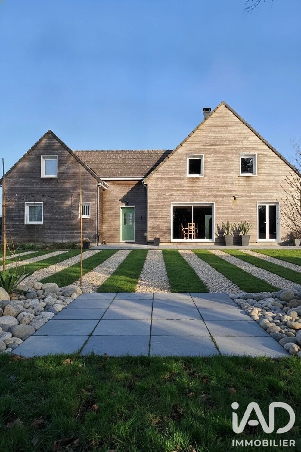 Vente Maison Vente Maison de village 8 pièces Livaie