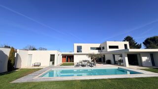  Maison � vendre 8 pi�ces 330 m�