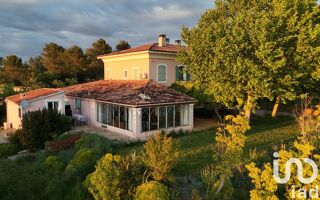  Maison à vendre 15 + pièces 380 m²