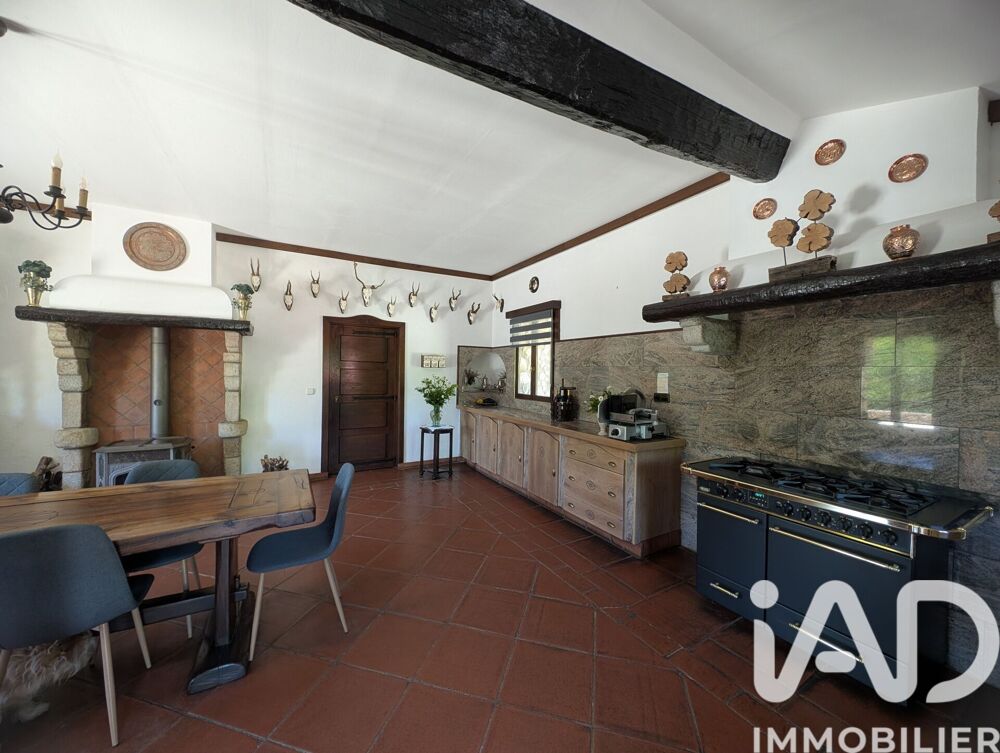 à vendre  Maison Saint-Laurent-de-Cerdans (66260)