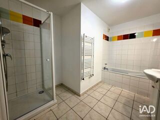  Appartement à louer 4 pièces 86 m²