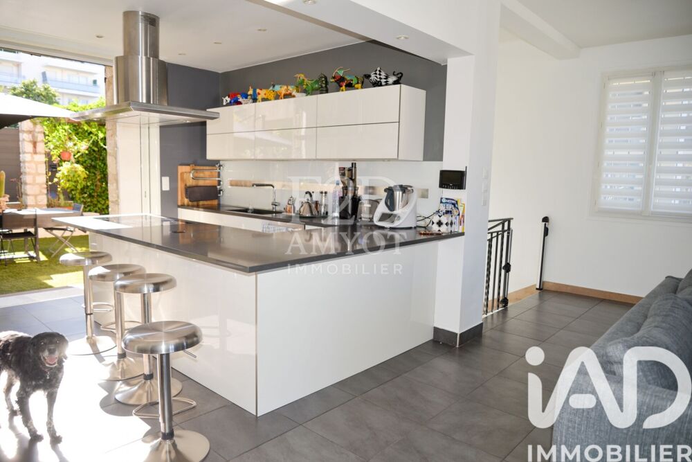 à vendre  Appartement Saint-Laurent-du-Var (06700)