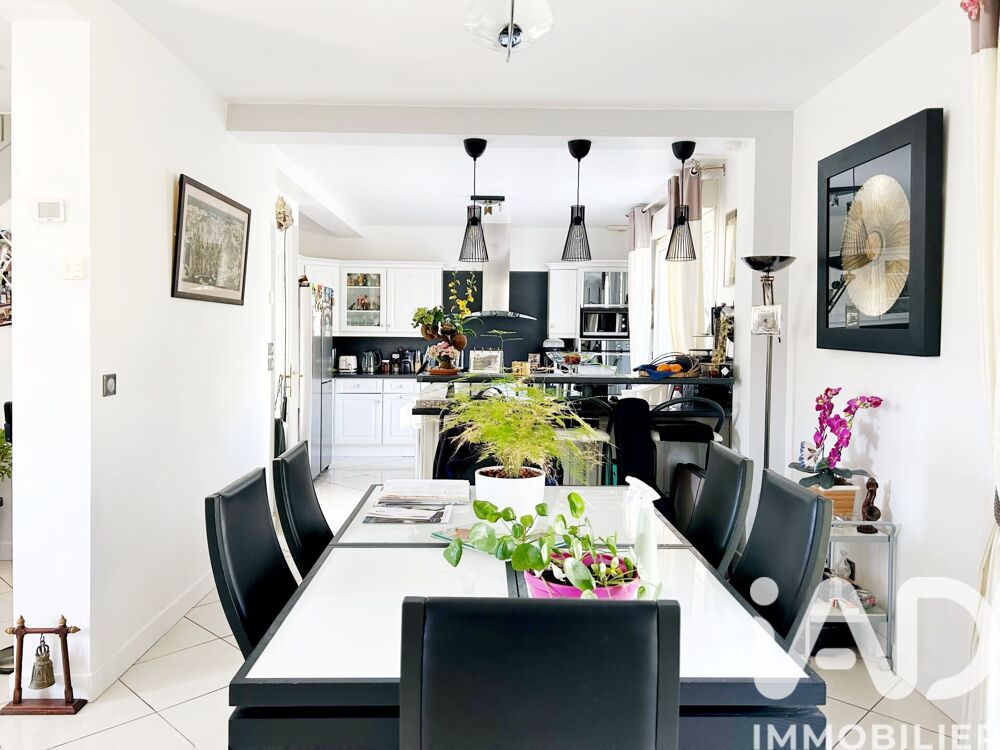 Maison 5 pièces 150 m² · à Fontenay-le-Fleury · 150 m² · 649 000 €