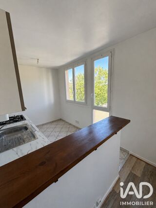  Appartement à louer 3 pièces 55 m²