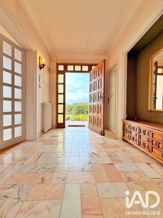 Vente Maison Vente Maison traditionnelle 8 pièces Bizanos