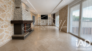  Maison à louer 10 pièces 295 m²