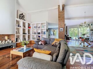  Maison � vendre 8 pi�ces 282 m�