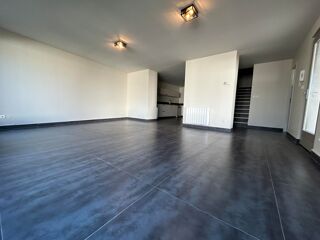  Maison à louer 4 pièces 106 m²