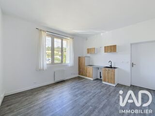  Appartement à louer 2 pièces 31 m²