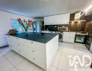  Maison à vendre 8 pièces 202 m²
