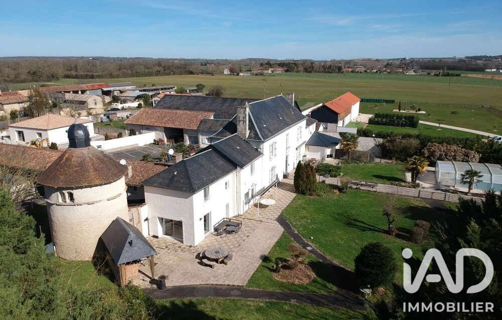 à vendre  Maison Vendeuvre-du-Poitou (86380)