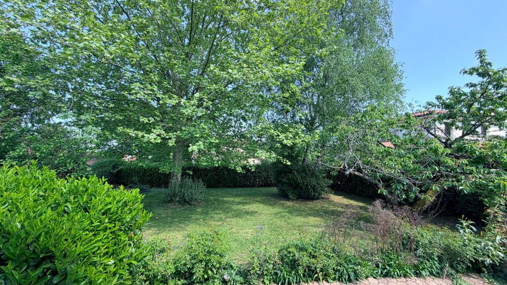 vente Maison - 6 pièce(s) - 158 m² La Tour-de-Salvagny (69890)