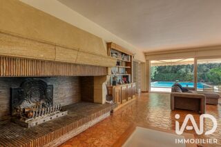  Maison à vendre 12 pièces 383 m²