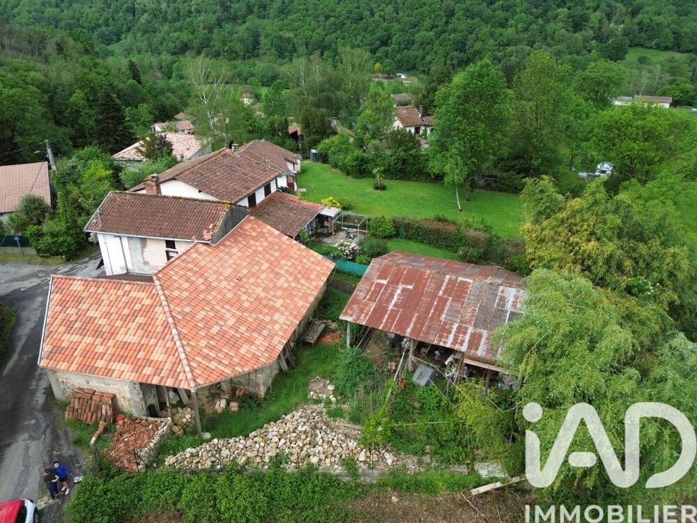 Maison 6 pièces 163 m² · à Aspet · 163 m² · 180 000 €