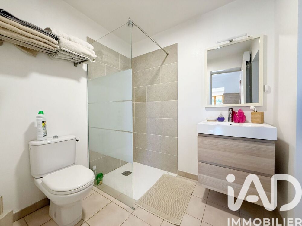 � vendre  Maison Carqueiranne (83320)