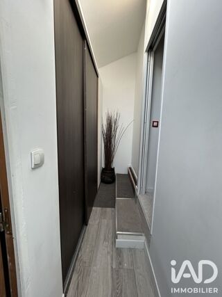  Appartement à louer 3 pièces 95 m²