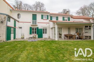  Maison à vendre 10 pièces 175 m²
