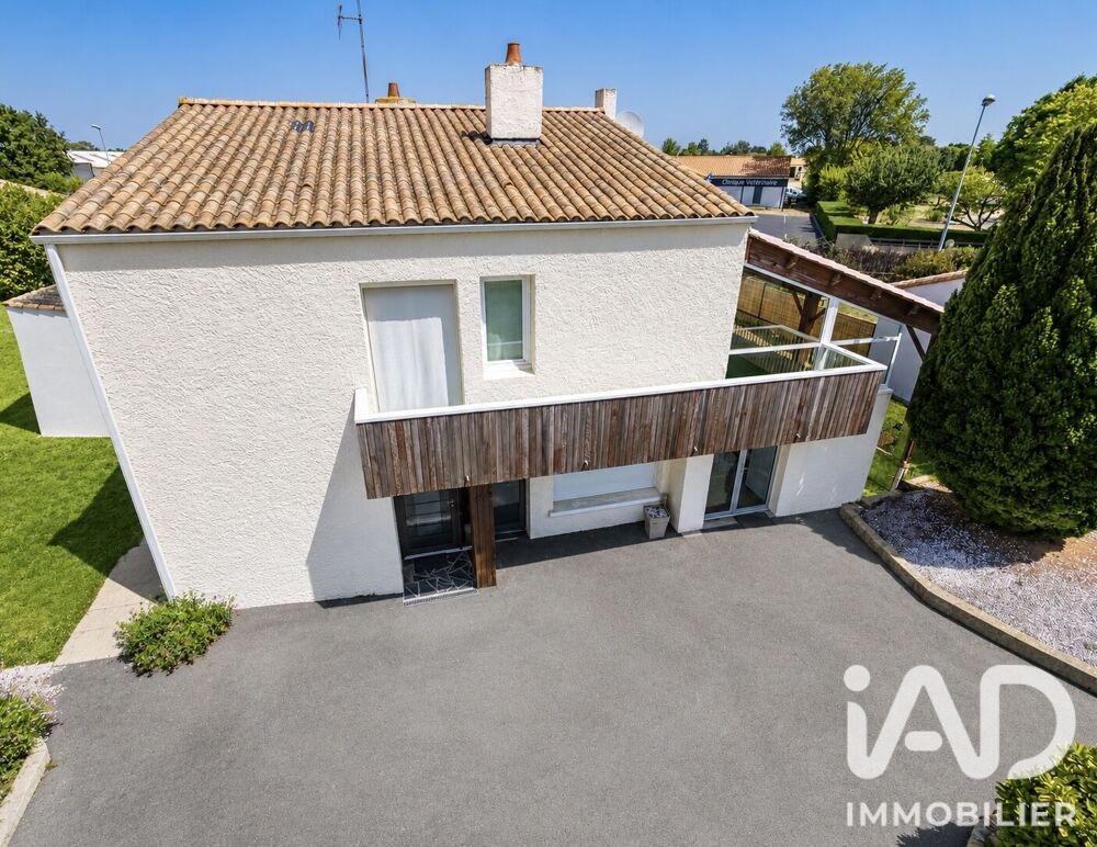 Vente Maison Vente Maison/villa 7 pièces Le poiré-sur-vie