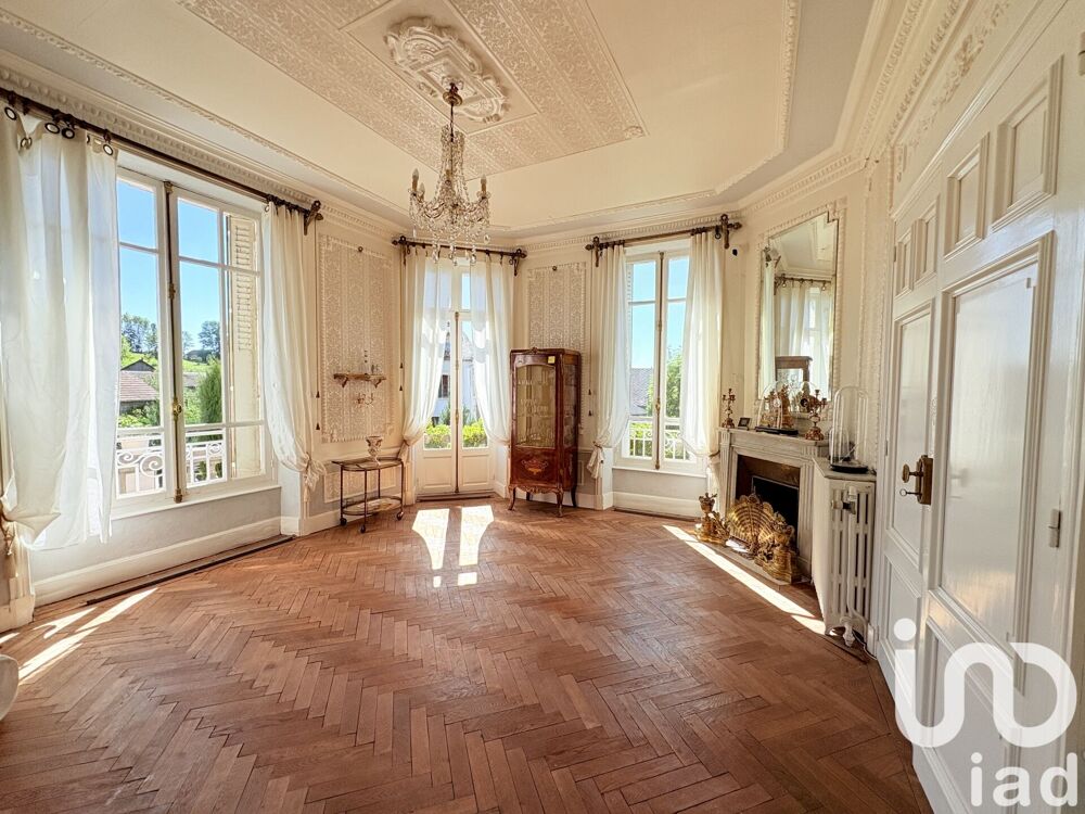 Vente Maison Vente Maison/villa 9 pièces Mauriac