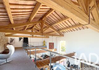  Maison à vendre 15 + pièces 580 m²