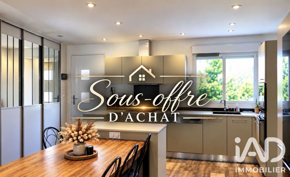 Vente Maison Vente Maison traditionnelle 4 pièces Carbon-blanc
