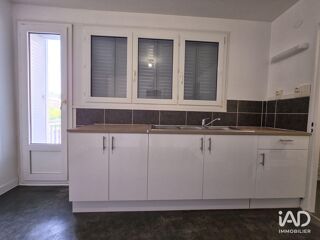  Appartement à louer 4 pièces 105 m²