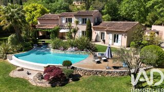  Maison à vendre 9 pièces 261 m²