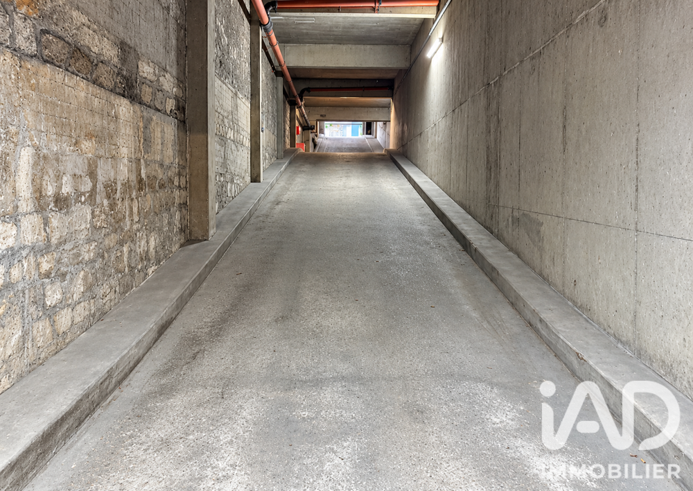Vente Parking/Garage Vente Parking 12 m&sup2; Paris 10