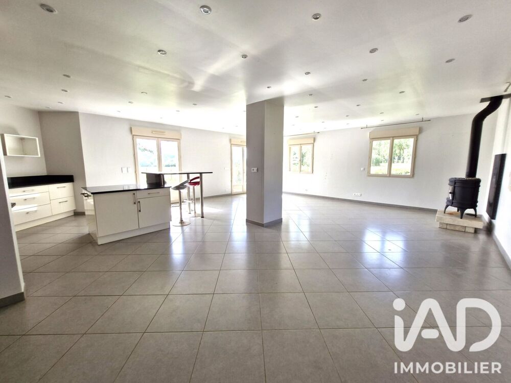Vente Maison Vente Maison de village 4 pièces L'isle-de-noé