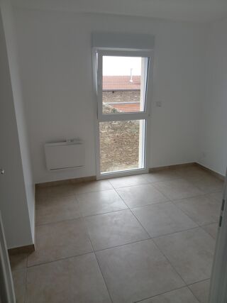  Maison à louer 4 pièces 87 m²