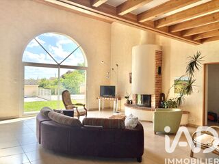  Maison � vendre 5 pi�ces 213 m�
