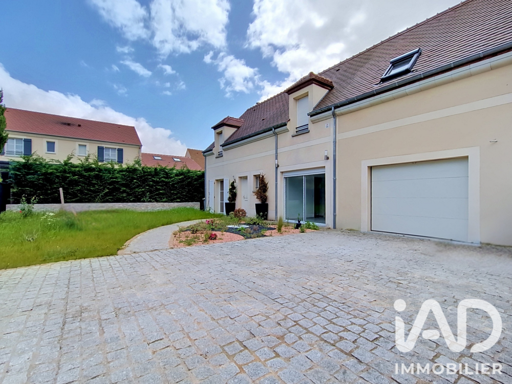 Maison 6 pièces 126 m² · à Épiais-lès-Louvres · 126 m² · 385 000 €