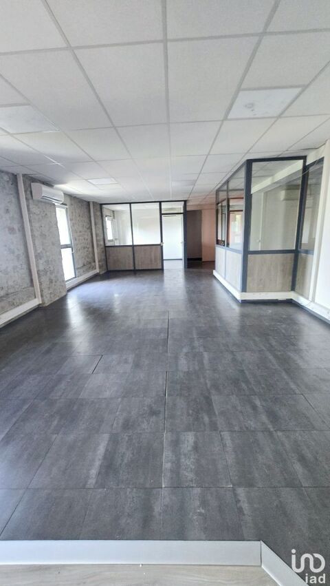 iad France - Maya Williams () vous propose : ???? Bur... 1546 13014 Marseille