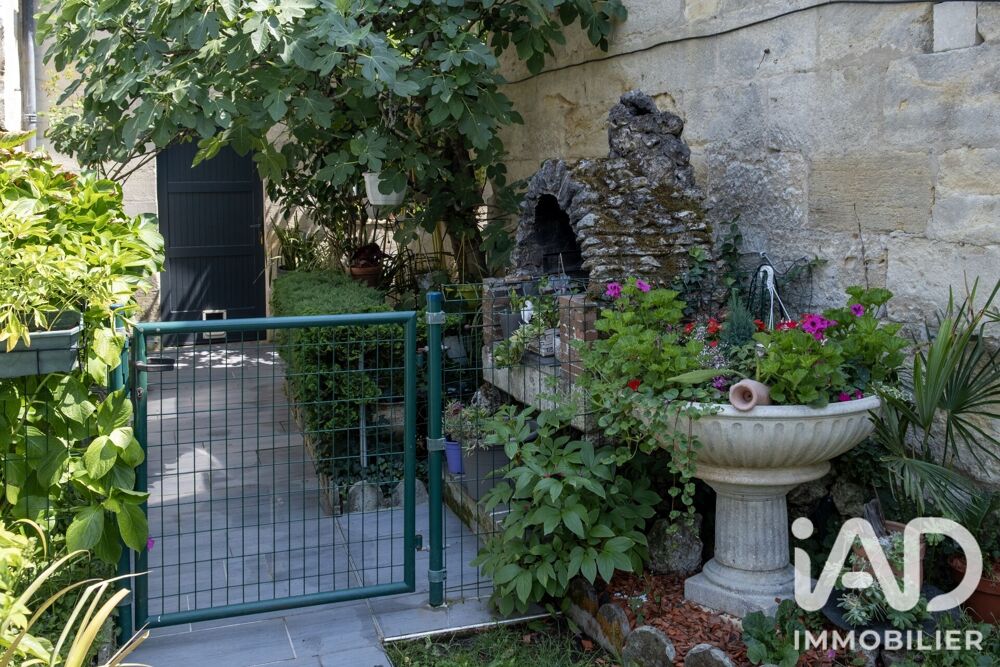 à vendre  Maison Saint-Denis-de-Pile (33910)
