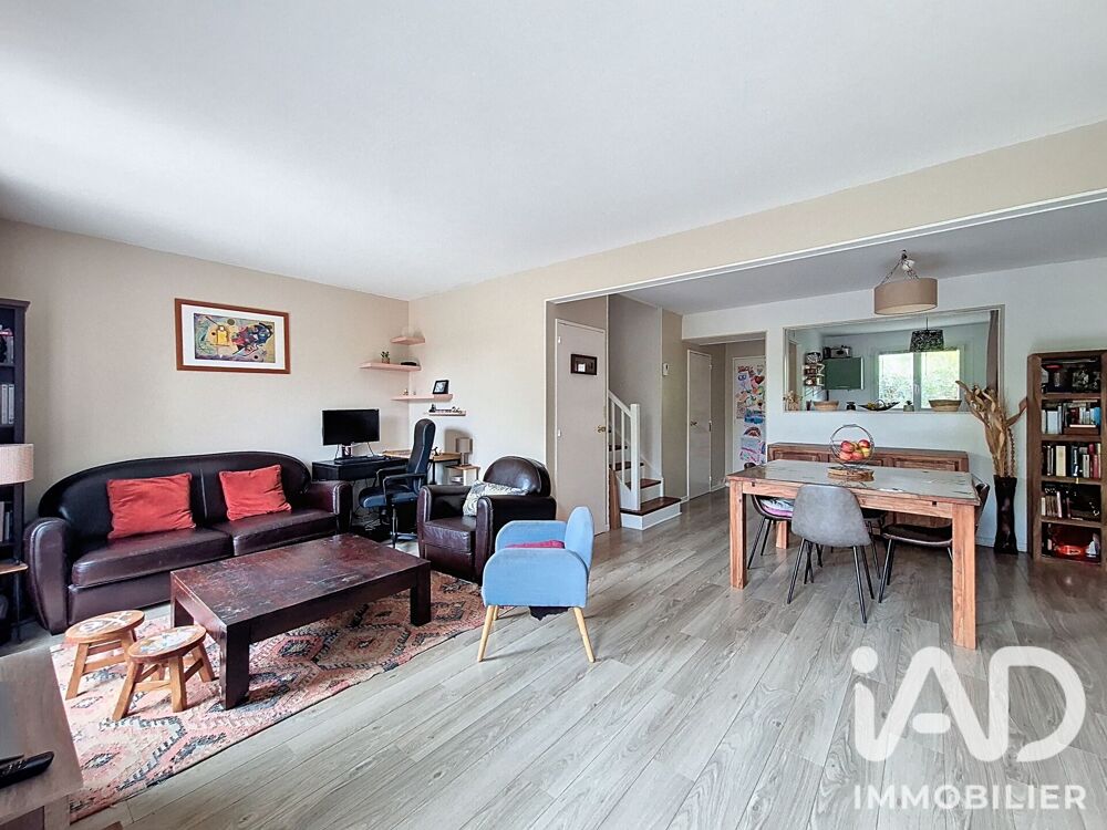 vente Maison - 6 pièce(s) - 118 m² Le Mesnil-Saint-Denis (78320)