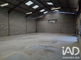  Parking / Garage à vendre 308 m²