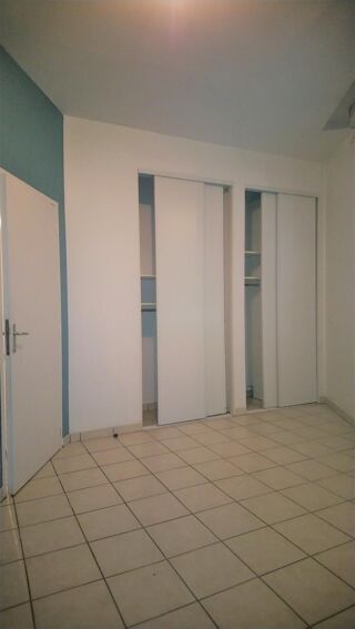  Appartement � louer 4 pi�ces 75 m�