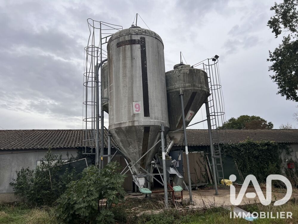 Vente Maison Vente Ferme 2 pièces Lezay