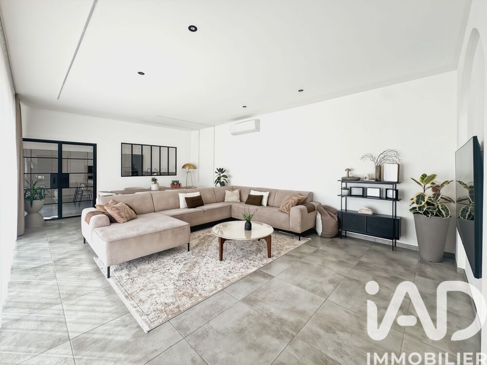 Vente Maison Vente Maison/villa 7 pièces Civens