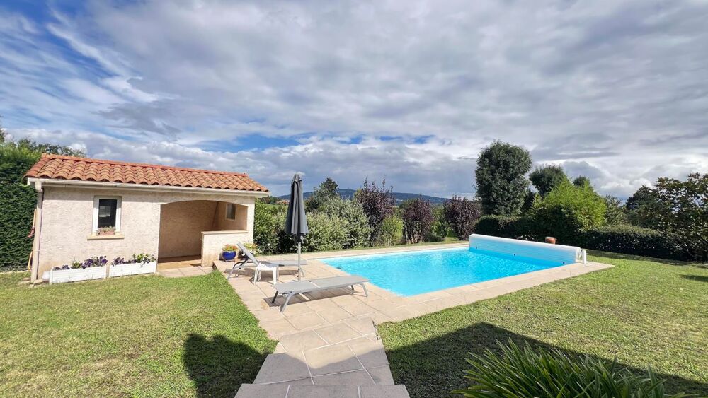 Au fond d'une impasse, au calme avec vue, belle maison b....