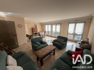  Appartement à louer 3 pièces 92 m²
