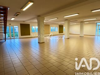  Maison à vendre 12 pièces 588 m²