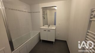  Appartement à louer 3 pièces 63 m²