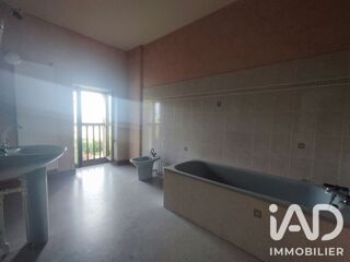  Maison à louer 4 pièces 154 m²